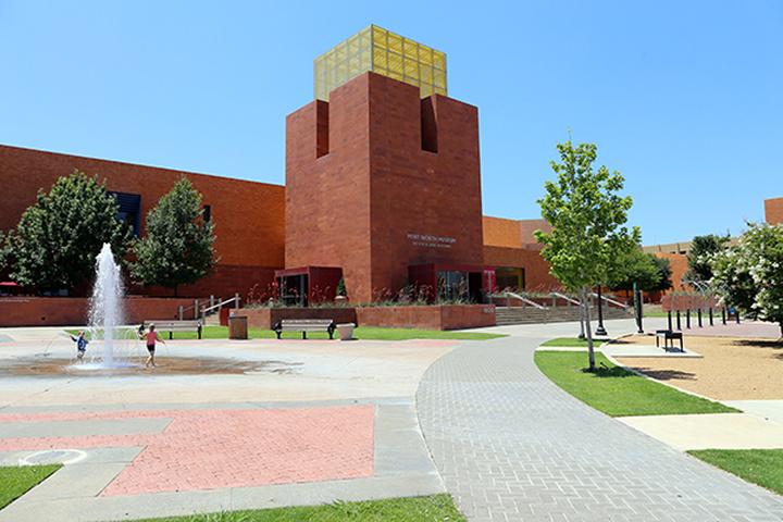 1、兰州-中山纪念塔-大昭寺-金城遗址-雁滩-黄河母亲纪念碑-植物园-兰州市美术馆--甘肃省博物馆