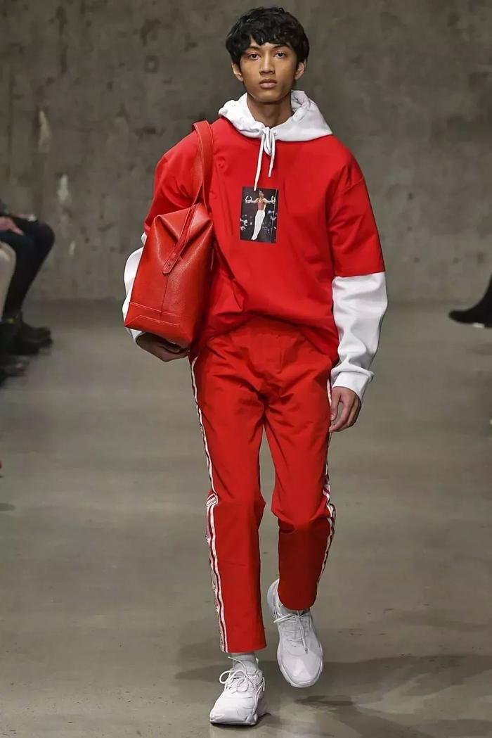 彻底火了!李宁登上纽约时装周!好看到爆炸!