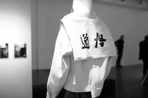 彻底火了!李宁登上纽约时装周!好看到爆炸!