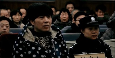 ​15年，河南村妇因嫉妒，对邻居4岁男孩痛下杀手，法庭现场求轻判