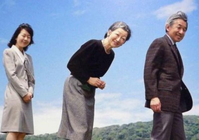 ​日本“最孝”公主清子：我永远是父母的“贴心小棉袄”