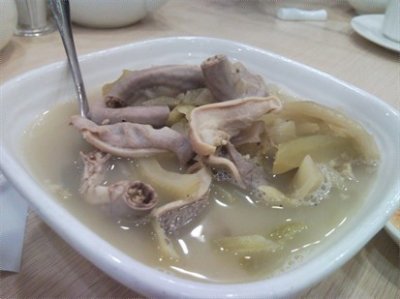​猪肚汤的做法
