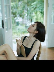 ​秦岚 性感高清壁纸图