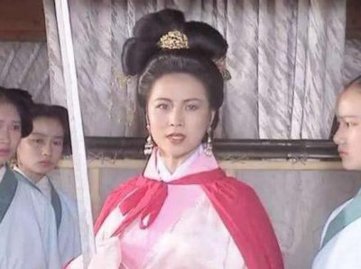 ​盘点三国中的女将，各个巾帼不让须眉