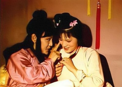 ​红楼梦：贾宝玉和袭人初试云雨时各自多少岁？说出来令人难以置信