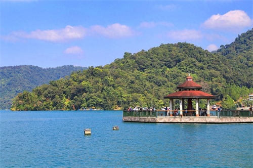 被誉为“宝岛明珠”、“台湾八景之绝胜”的日月潭高清图集赏