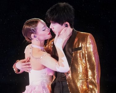 ​谢娜发文回应婚变传闻，张杰这次真的慌了，网友：终于等到这一天