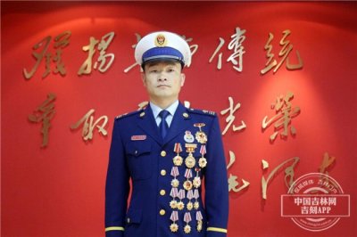 ​「最美奋斗者」消防特勤的“两栖”英雄王洪伟