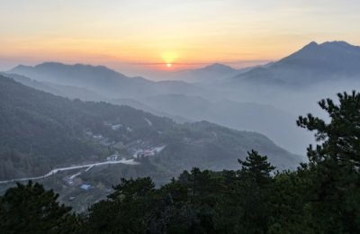 ​走百村 看振兴｜风光无限磨盘山