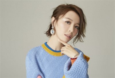 ​黄雅莉勇敢面对妊娠糖尿病：每餐前后扎手指，守护健康与爱的结晶