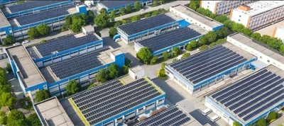 ​光伏附近多远不可以住人，光伏附近的居住距离：安全与合理考量