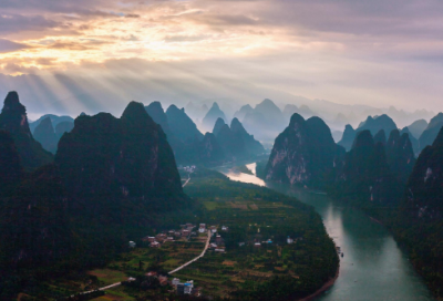 ​沈石溪的狼王梦简介（读沈石溪狼王梦有感）