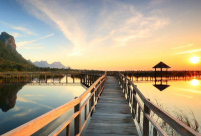 ​论重庆公交车坠江事件作文范文