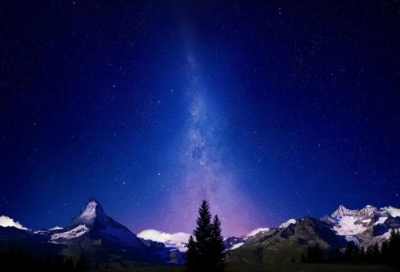 ​qq空间留言板主人寄语(汇编105句)